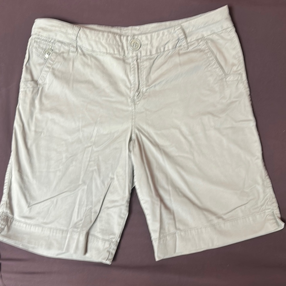 Lane Bryant Gray Bermuda Shorts Classic Tailored Style